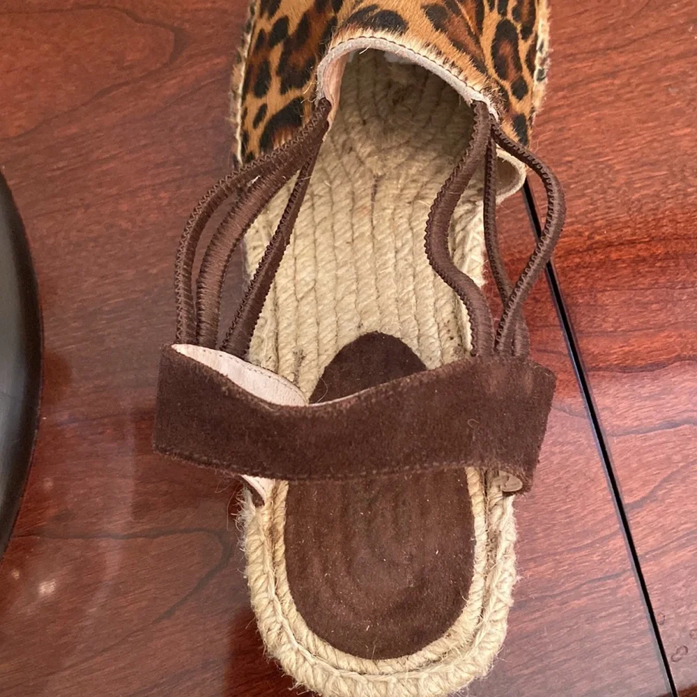 Picon Leopard Print SZ 9 Safari Chic Boho Chic Calf Hair Espadrille Sandal Shoes